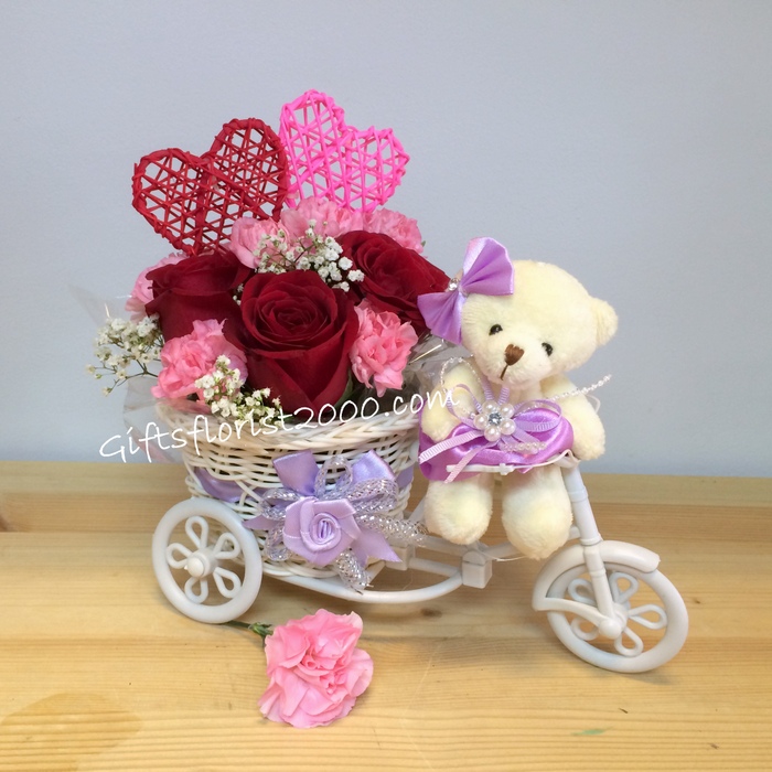 Flower Gifts on Soft Toys   Flowers Singapore   Gifts Singapore   Teddy Bear Gifts