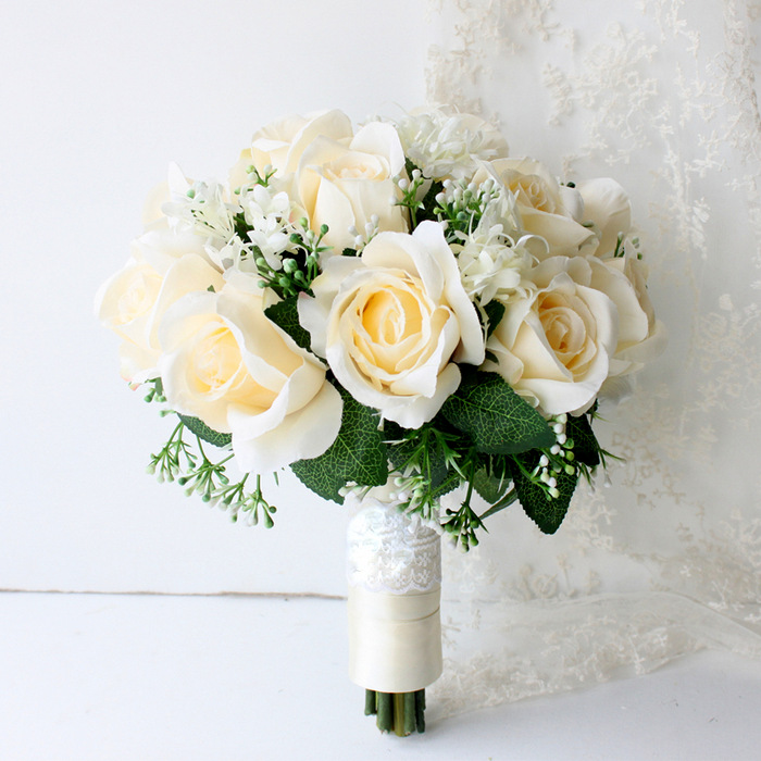 Wedding BouquetRed Roses Hand BouquetSilk Roses 3 SGD 4500