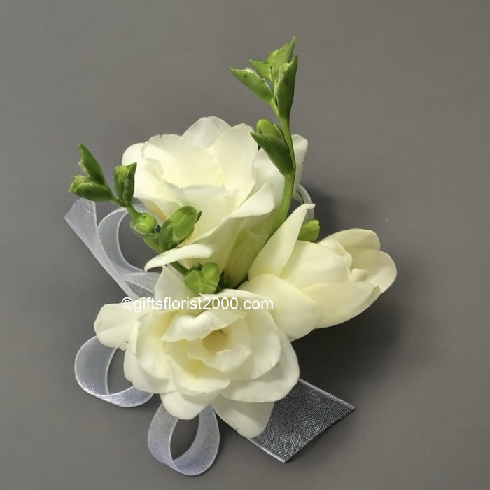 Classic Freesia-Corsage 10