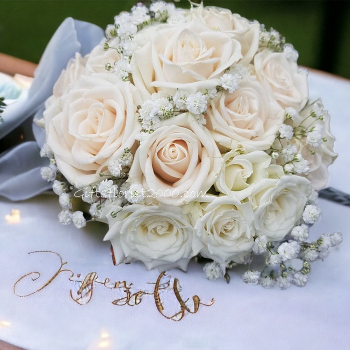 Brides Favorites Roses-Bridal Bouquet B32