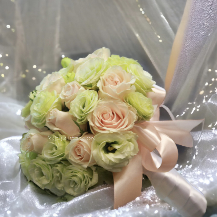 Champagne Roses & Eustoma-Bridal Bouquet B4