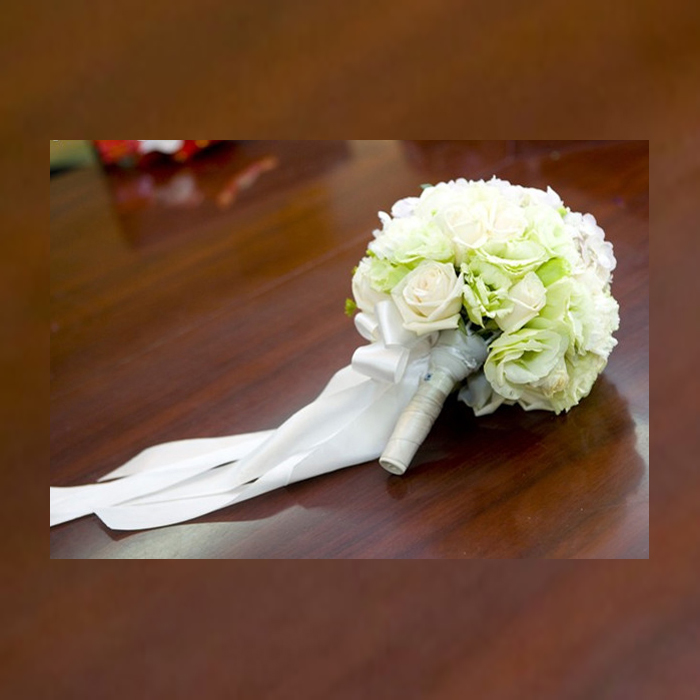 Cream White & Lime Green-Bridal Bouquet B9