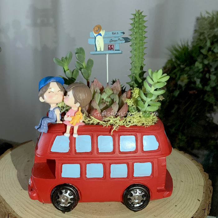 \"Love\" Bus Miniature Garden-CPG20