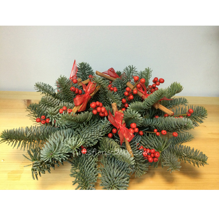 Christmas Centerpiece 4-Green & Red Berry