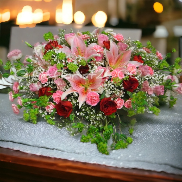 Beautiful Lily-Centerpiece Flowers 12