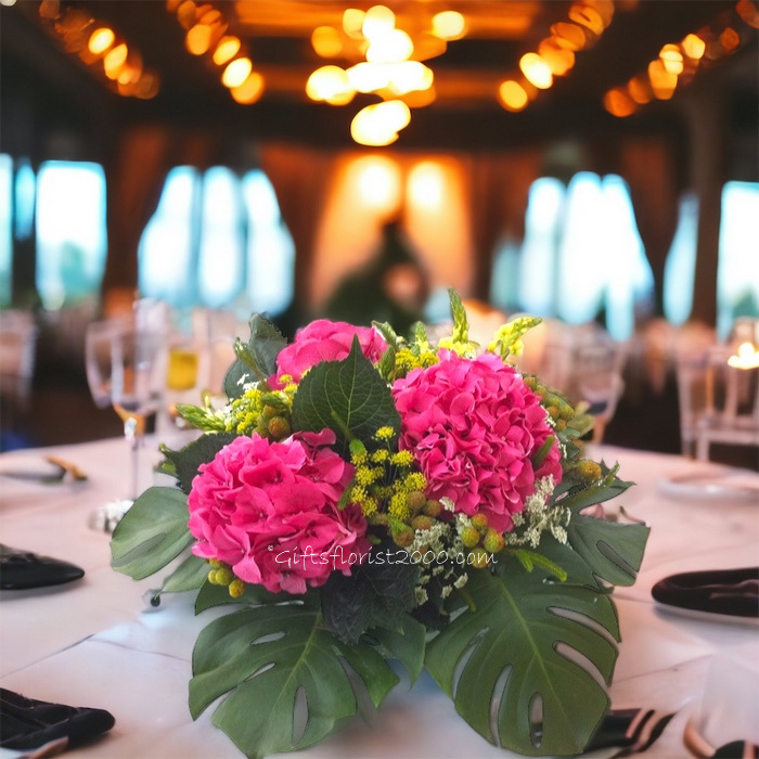 Beautiful Round-Centerpiece Flowers 9