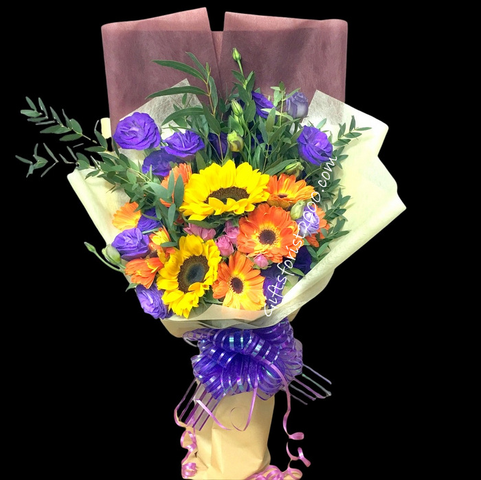 Bright Sunflowers Bouquet