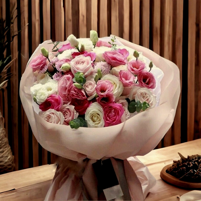 Fairytale Dream Sweet Bouquet