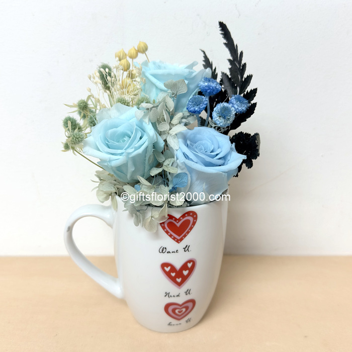 2024PR24-Preserved Blue Roses Mug