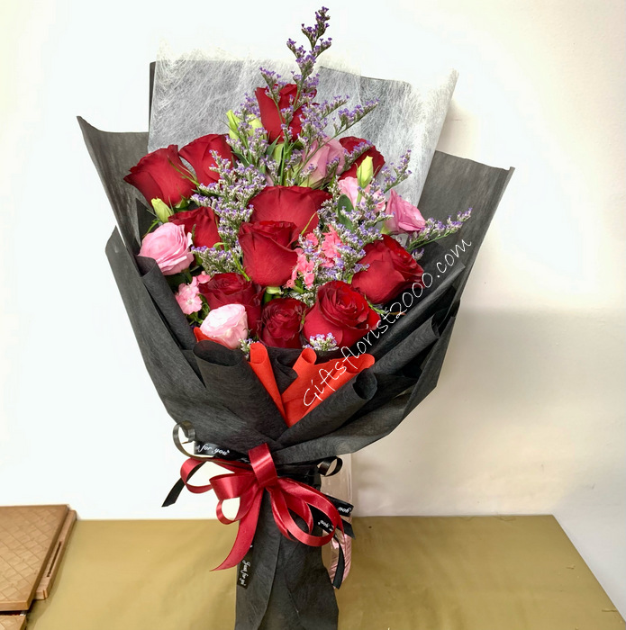 Beautiful Long Stem Red Roses-RB16