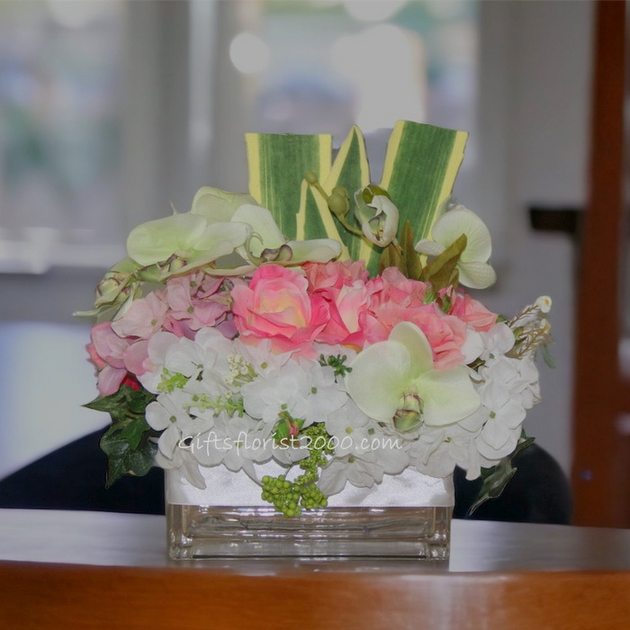 Roses & Hydrangea-Silk Flowers Arrangement 42