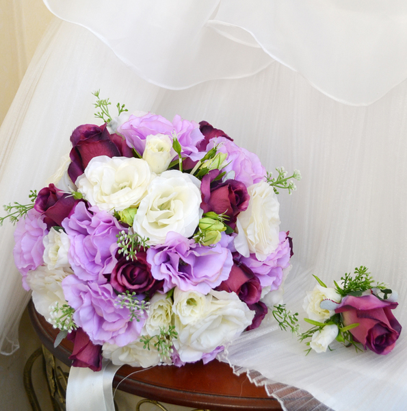 Purple & White-Silk Roses Bouquet 16