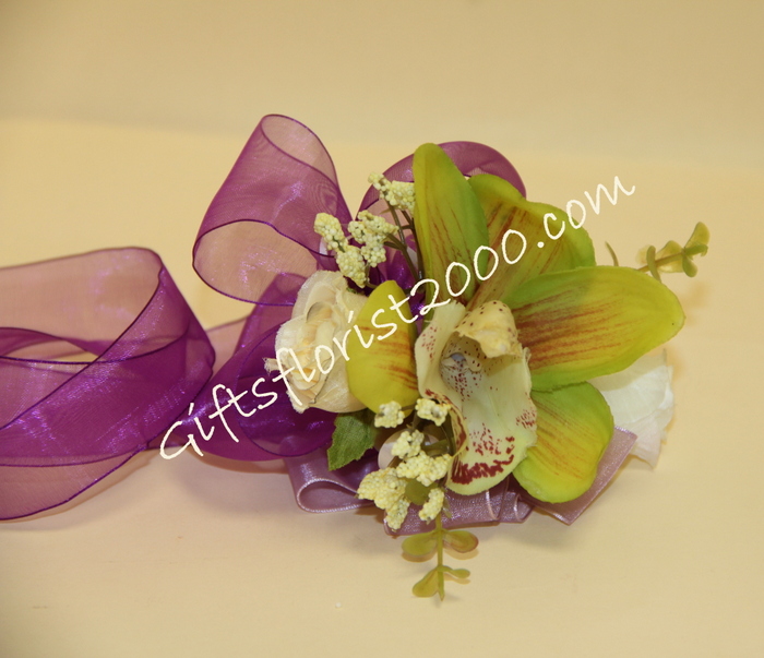 Silk Corsages & Wristlets