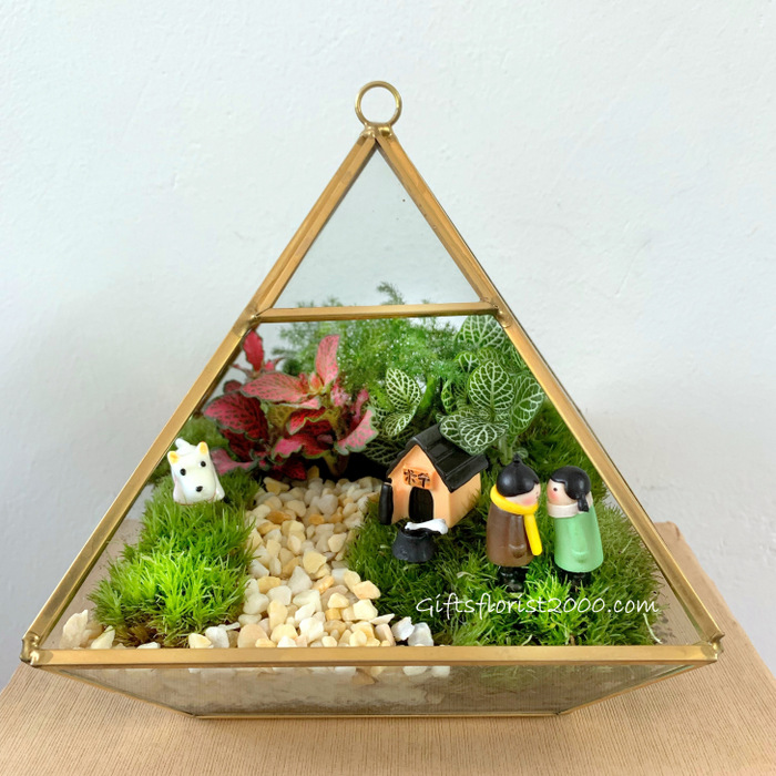 "Love Story" Miniature Garden-MG31