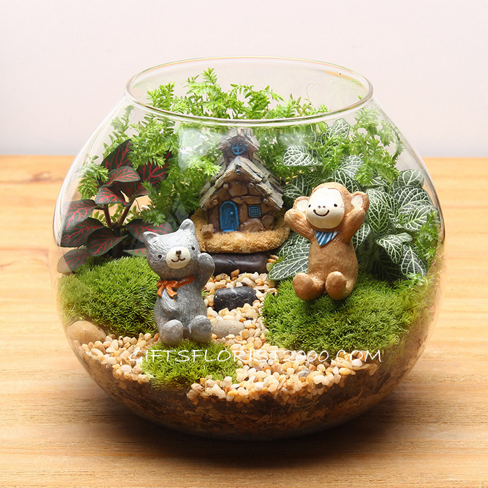 Friendship Miniature Garden-MG32