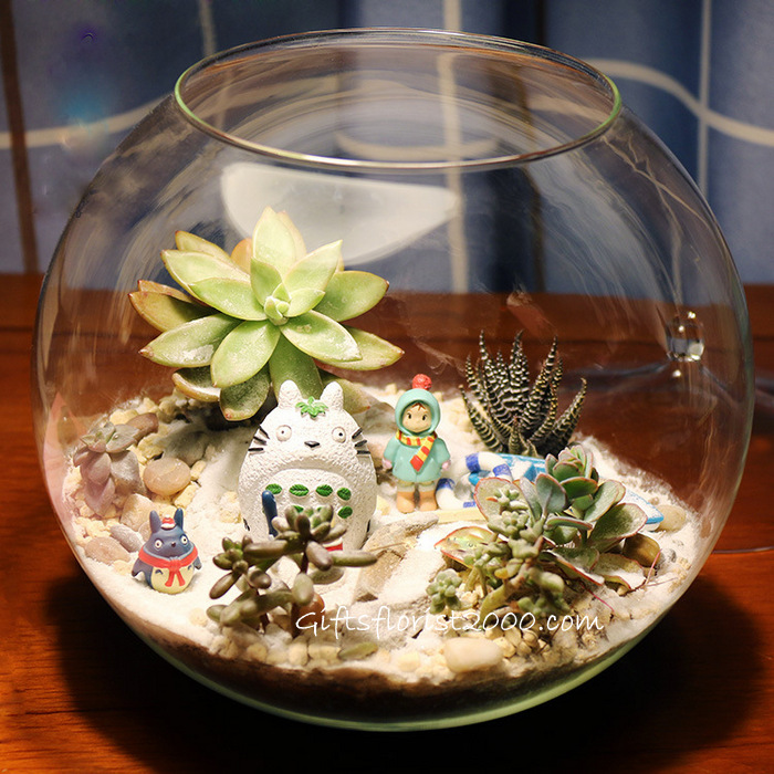 Christmas Terrarium Totoro Snowman