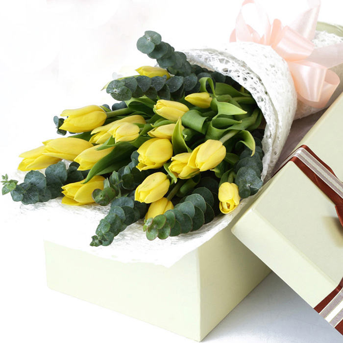 Classic Tulips Bouquet-TB1